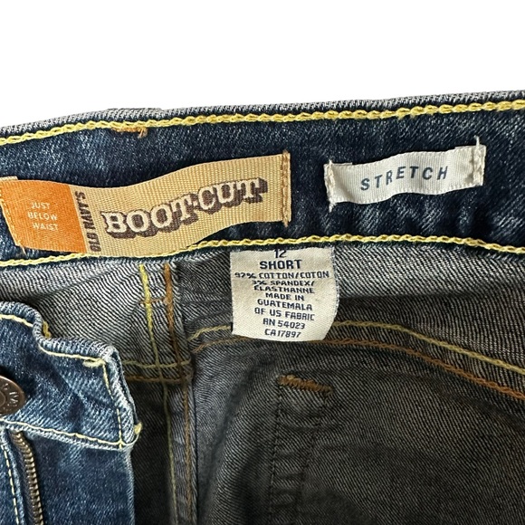 Old Navy Womens Size 12 Short Bootcut Jeans Stretch Denim High Rise Cotten Blend - Picture 7 of 7